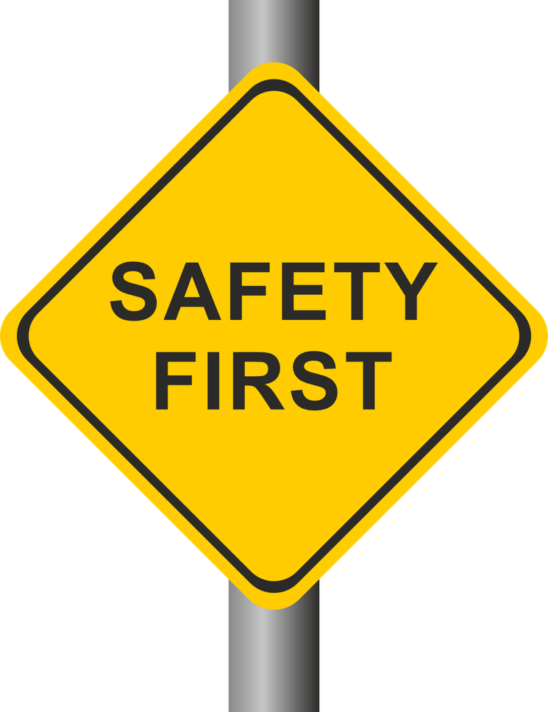 Cartello Safety First
